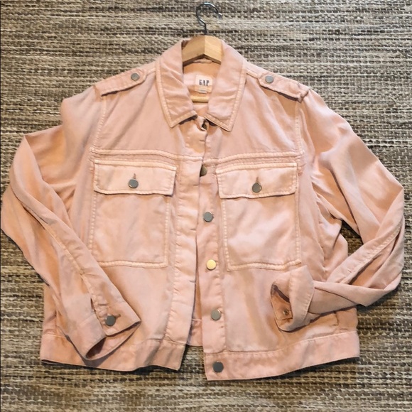 GAP Jackets & Blazers - Gap jean jacket